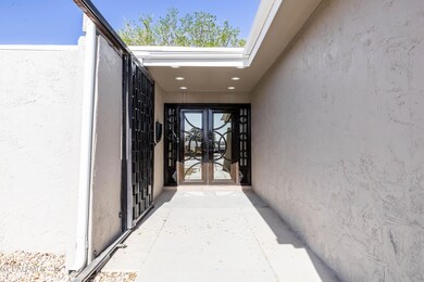 10101 Woodway Dr, El Paso, TX 79925 - photo 4
