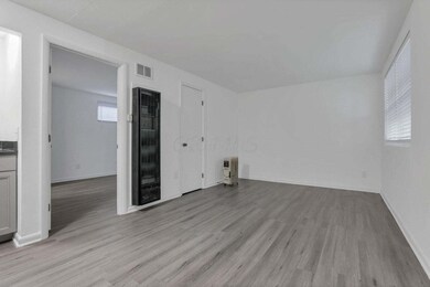 499 E Columbus St unit B, Columbus, OH 43206 - photo 5