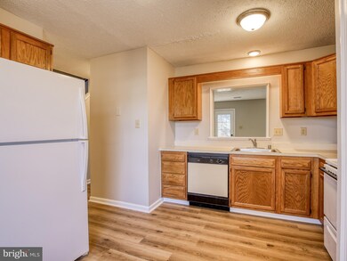 709 Georgetowne Ct, Stephens City, VA 22655 - photo 6