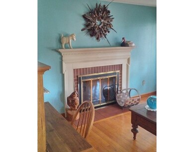 43 Coronet Cir, Feeding Hills, MA 01030 - photo 5