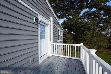 761 Germantown Pike unit B- 2ND FLR, Lafayette Hill, PA 19444 - photo 3