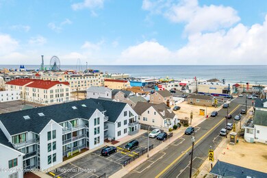 08-42HamiltonSt_008