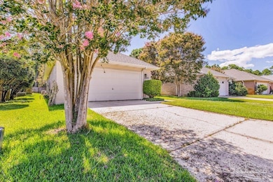 1443 Champions Green Dr, Gulf Breeze, FL 32563 - photo 5