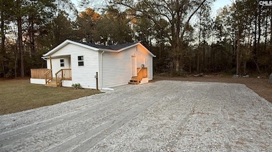 139 N Jackson Rd, Hopkins, SC 29061 - photo 2