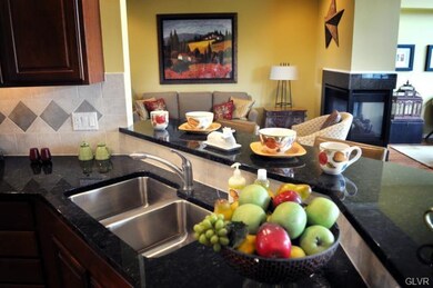 4468 Lenni Cir, Emmaus, PA 18049 - photo 6