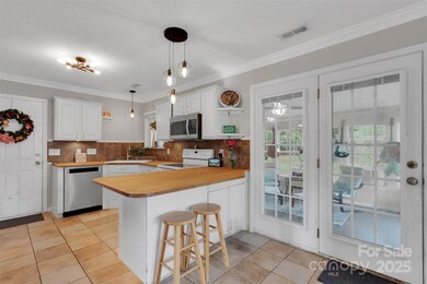 3007 Wyntree Ct, Matthews, NC 28104 - photo 7