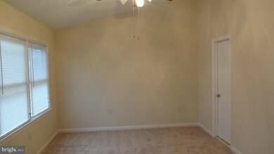 4228 Red Maple Ct, Burtonsville, MD 20866 - photo 7