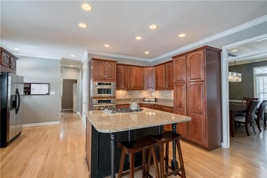 10502 Chestnut Hill Cir, Fishers, IN 46037 - photo 7