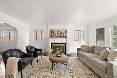 18645 Roselawn St, Detroit, MI 48221 - photo 4