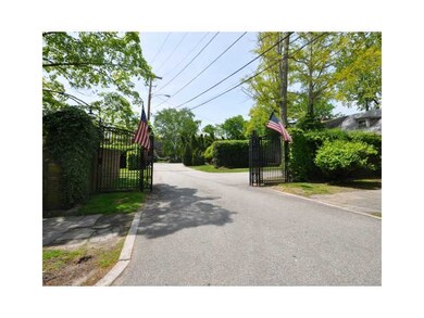 221 Hope St unit 12, Bristol, RI 02809 - photo 2