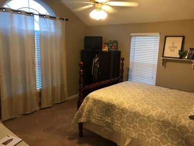 633 Mac St, Shelbyville, TN 37160 - photo 4