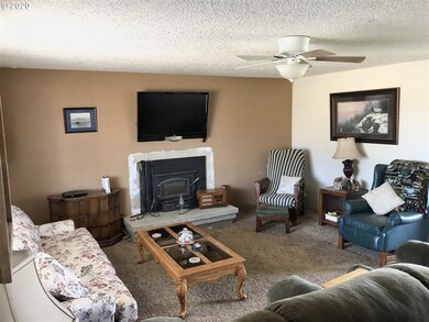 1825 E Ellendale Ave, Dallas, OR 97338 - photo 2