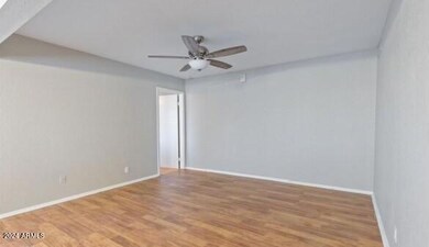 664 E Tyson St unit B, Chandler, AZ 85225 - photo 5