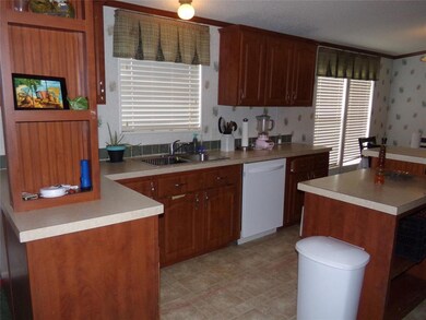 3001 SW County Rd, Corsicana, TX 75110 - photo 4