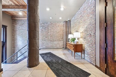 913 W Van Buren St unit 5H, Chicago, IL 60607 - photo 5