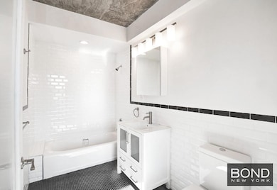 12-02 Astoria Blvd unit 3B, Astoria, NY 11102 - photo 4