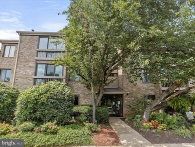 10594 Twin Rivers Rd unit C1, Columbia, MD 21044 - photo 2