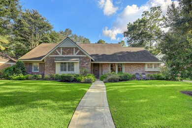 10027 Sugar Hill Dr, Houston, TX 77042 - photo 2