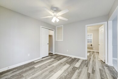 2202 Park St unit 12, Houston, TX 77019 - photo 6