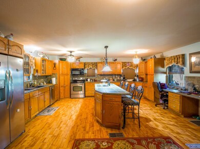 425 Cedar Break Ln, Burnet, TX 78611 - photo 5