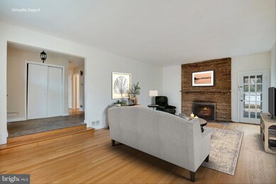 6376 Cavalier Corridor, Falls Church, VA 22044 - photo 7