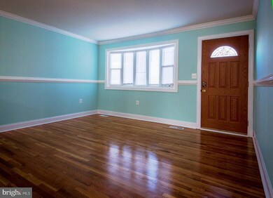 244 Elkton S, Laurel, MD 20724 - photo 2