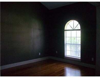 Studio/Study/Office.