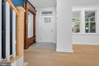 1607 D St NE, Washington, DC 20002 - photo 4