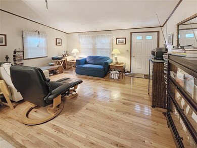 12 Bellevue Rd, Oak Bluffs, MA 02557 - photo 3