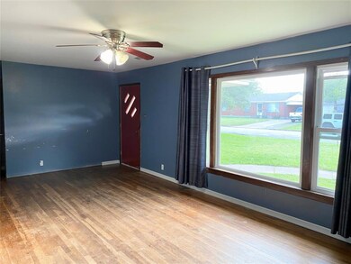 1104 Magnolia St, Gainesville, TX 76240 - photo 5