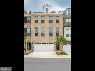 8009 Turtle Creek Cir, Gainesville, VA 20155 - photo 3