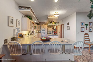 Gourmet Kitchen