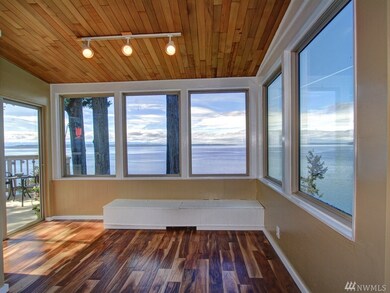 18306 Olympic View Dr, Edmonds, WA 98020 - photo 7