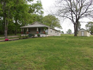 7845 Reynoldsburg Rd, Springville, TN 38256 - photo 2