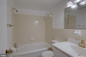 7855 Enola St unit 201, McLean, VA 22102 - photo 6
