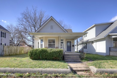 1404 S Sergeant Ave, Joplin, MO 64804 - photo 4