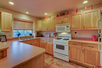 N Glenisle Ave unit b, Durango, CO 81301 - photo 3