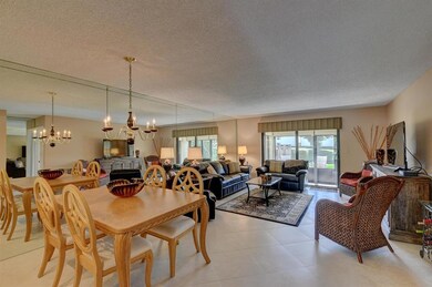 DINING/LIVING ROOM