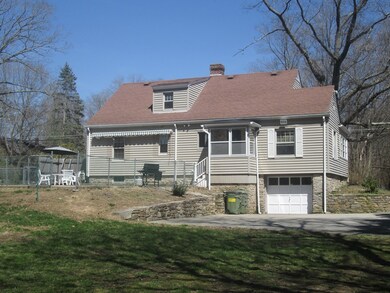 884 School St, Webster, MA 01570 - photo 2