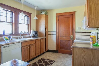 7 Tyndale St unit 1, Roslindale, MA 02131 - photo 5