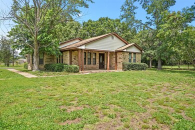 3600 Herb Dr, Cleburne, TX 76031 - photo 5