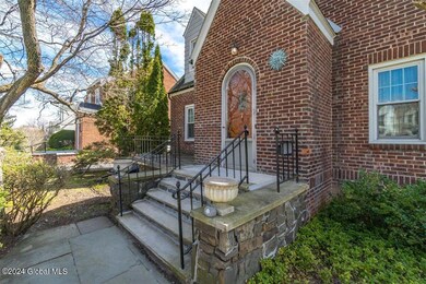 11 Turner Place, Albany, NY 12209 - photo 2