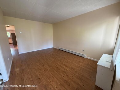 1906 Farr St unit 1, Scranton, PA 18504 - photo 2