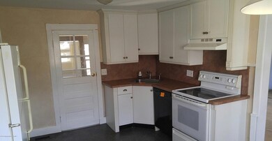 Kitchen (2)