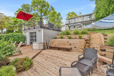 Your New Lakefront Home