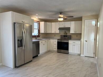 77 Swain Rd, Wilmington, MA 01887 - photo 4