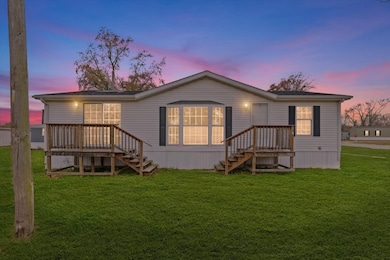 2463 Steele Ct, Decatur, IL 62526 - photo 2