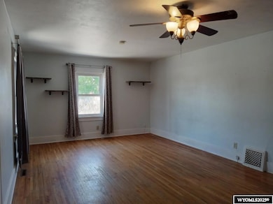 1941 E B St, Torrington, WY 82240 - photo 3