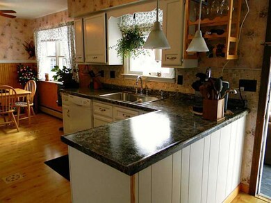 18 Ingraham St, Manchester, ME 04351 - photo 7