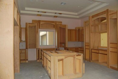 MAIN KITCHEN